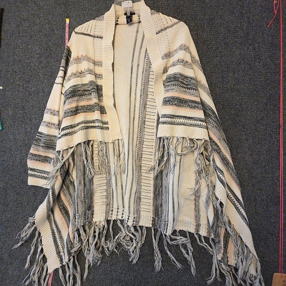 Torrid Cardigan Sweater Womens 2 White Stripe Open Knit Fringe Kimono Duster